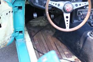mgb restoration 2009
